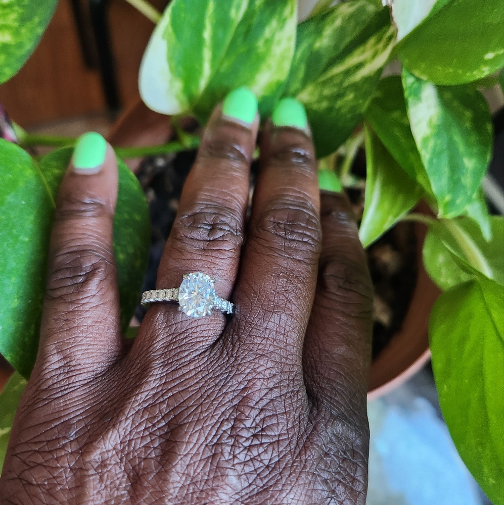 NWOT Anu Jewel 2 Carat Moissanite Engagement Ring Size 6